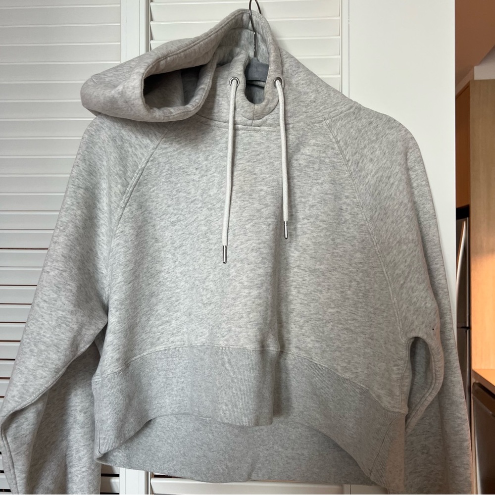 Abercrombie & Fitch cropped hoodie sweatshirt - Picture 4 of 4